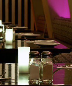 flameless rechargeable tea light candles for restaurants, bars, hotels